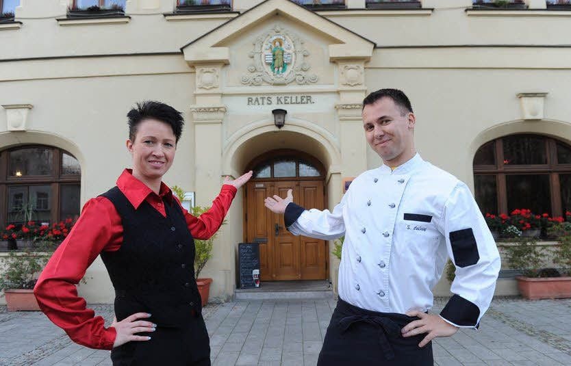 Ines Machatschek und Stefan Leißring laden zur Geburtstagsparty ein.