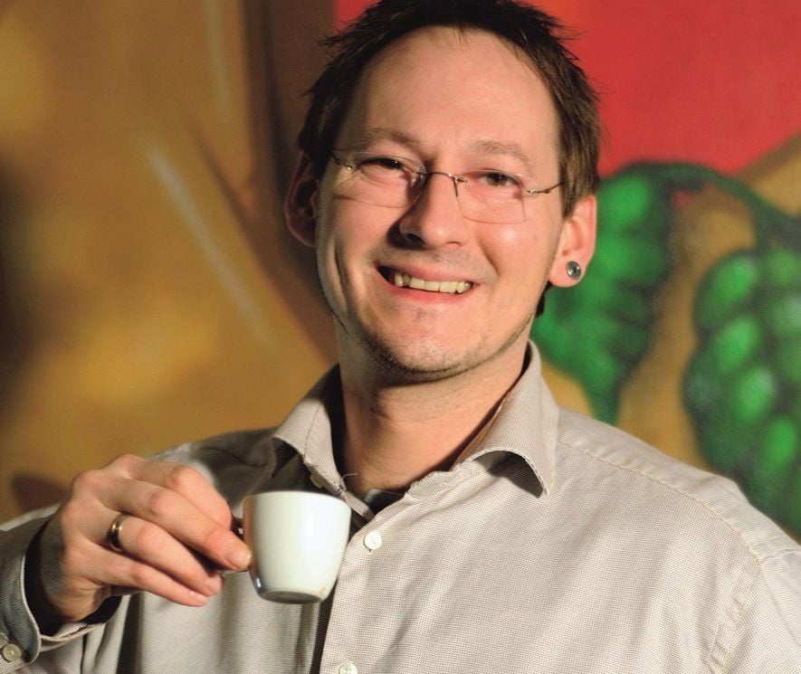 Der Buchautor und Kaffee-Experte Thomas Schweiger war 2010 und 2012 Deutscher Baristameister.