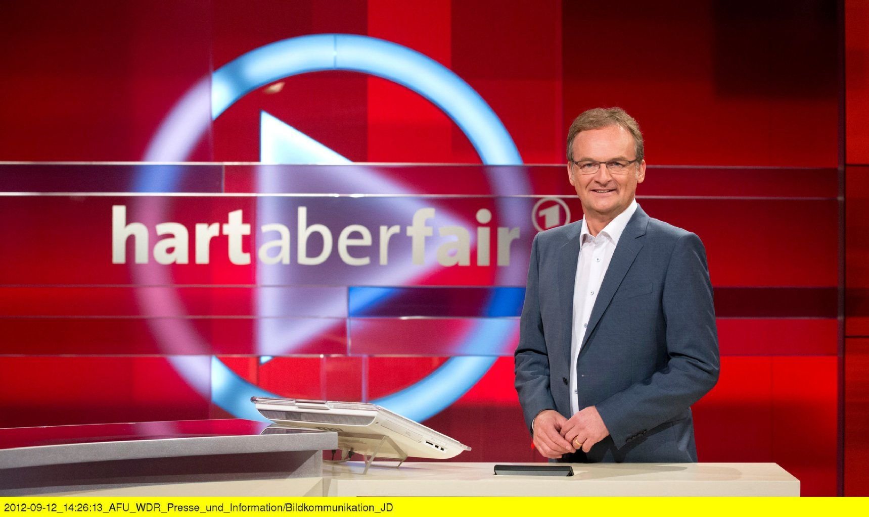 Faktenchecker Frank Plasberg bei „Hart aber fair“ (ARD).