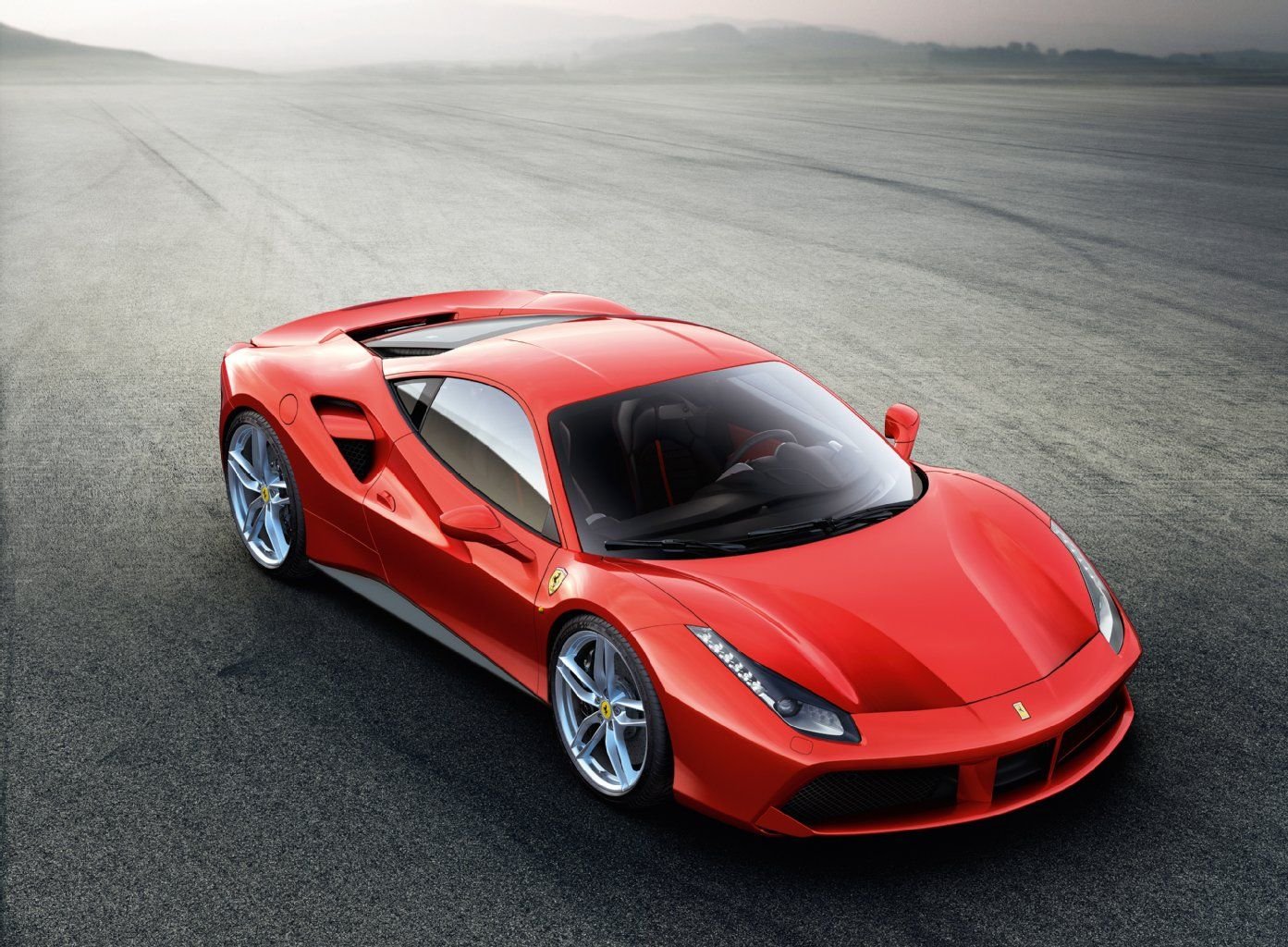 Mehr Luft: Ferrari ersetzt im Italia den Saugmotor mit 4,5 Litern Hubraum durch einen Turbomotor mit 3,9 Litern.