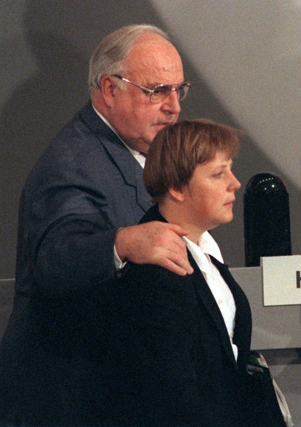 Ein Team: Merkel Ende 1994 mit Helmut Kohl