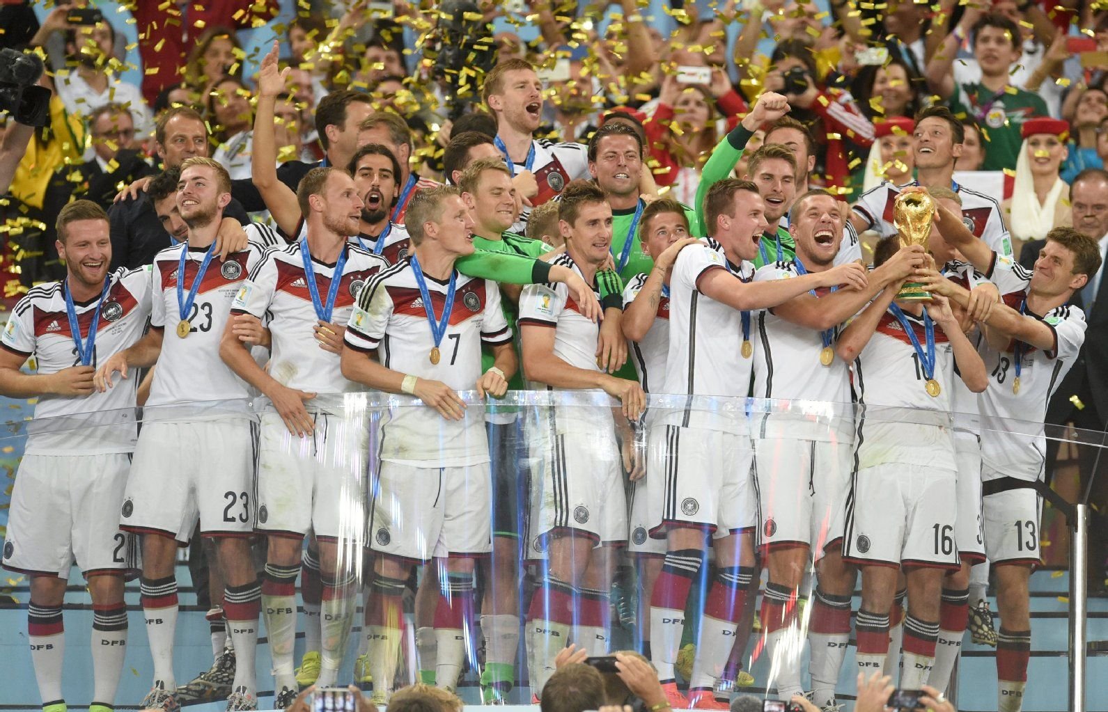 Ein Rausch für die Ewigkeit: Der WM-Sieg ist mehr als ein schneller Kick.