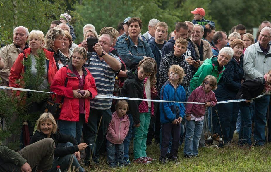 Das Lokziehen ist Höhepunkt des Waldhoffestes. Das zieht Besucher an.
