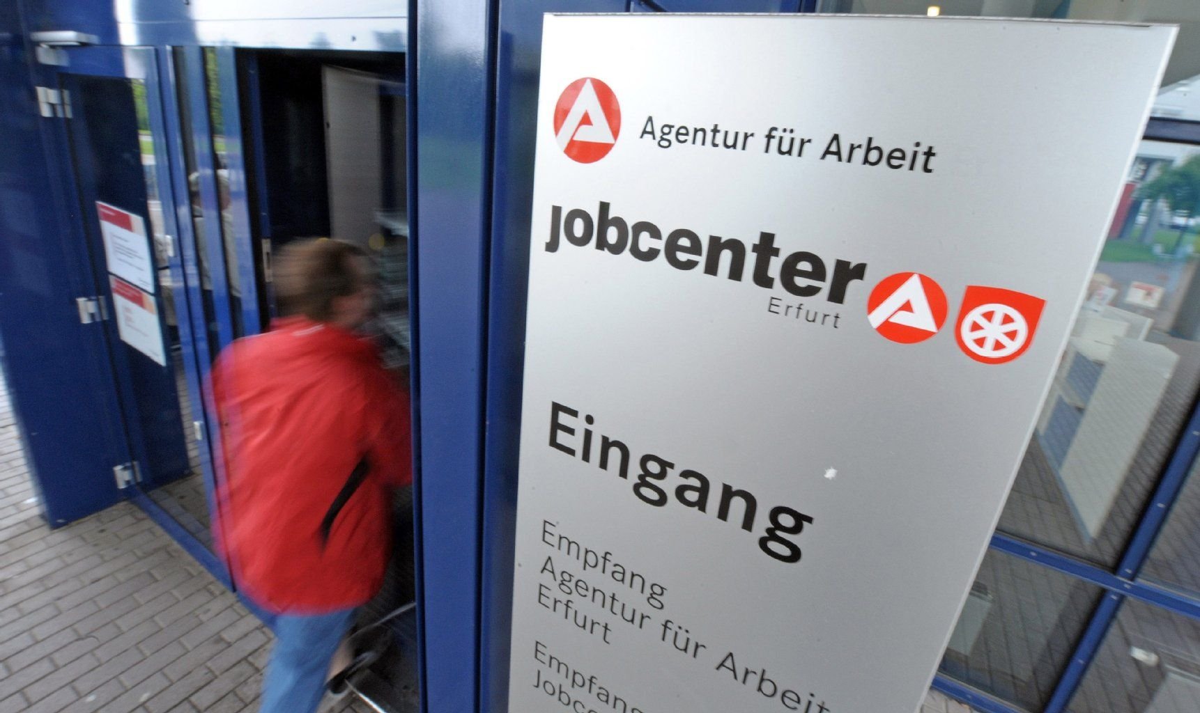 Die Jobcenter müssen in Zukunft mit 750 Millionen Euro weniger auskommen.