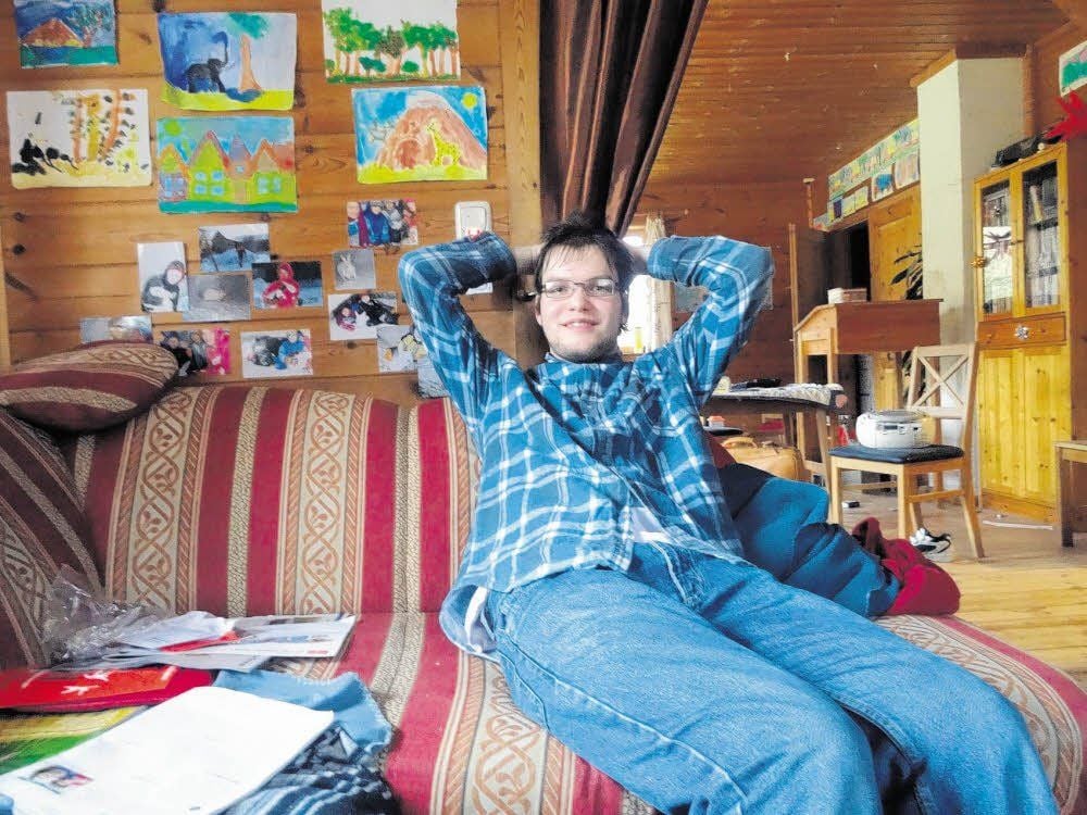 Samuel Wetterau daheim im Haus der Familie in Badeborn: Fast sechs Wochen war der 18-Jährige gegen seinen Willen in Behandlung.