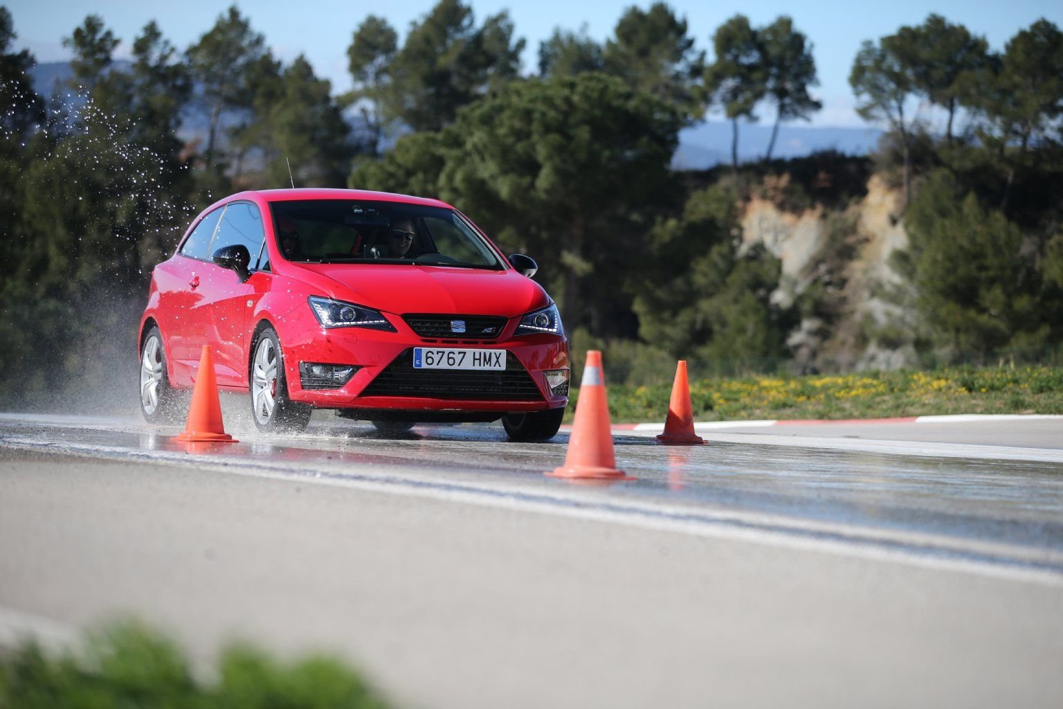 2008 bis heute gibt es die vierte Generation, die wie die beiden Vorgänger auf der gleichen technischen Plattform wie der VW Polo basiert.