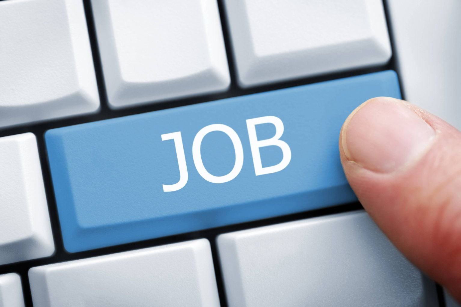 Ohne Internet ist die Jobsuche mittlerweile undenkbar. Entsprechende Online-Portale gibt es etliche im deutschsprachigen Raum.