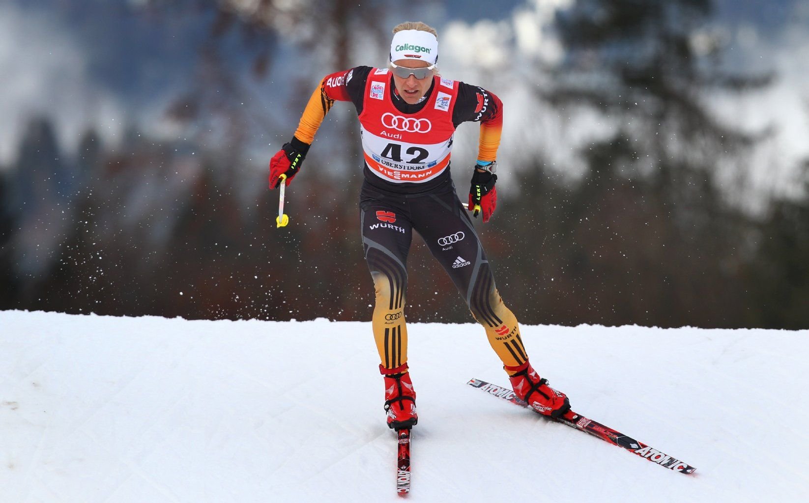 Langläuferin Claudia Nystad ist nach einem Sturz auf der zweiten Etappe der Tour de Ski ausgeschieden.