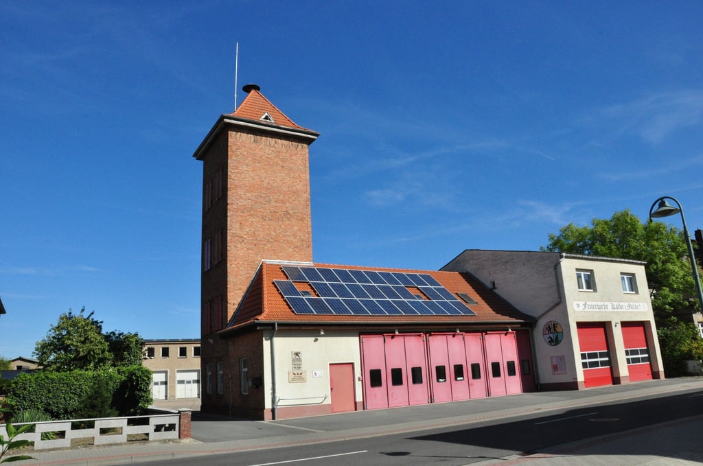 Der bisherige Standort des Gerätehauses an der Schulstraße in Kalbe ist nicht ausreichend. Die Risikoanalyse kann dort nicht umgesetzt werden.