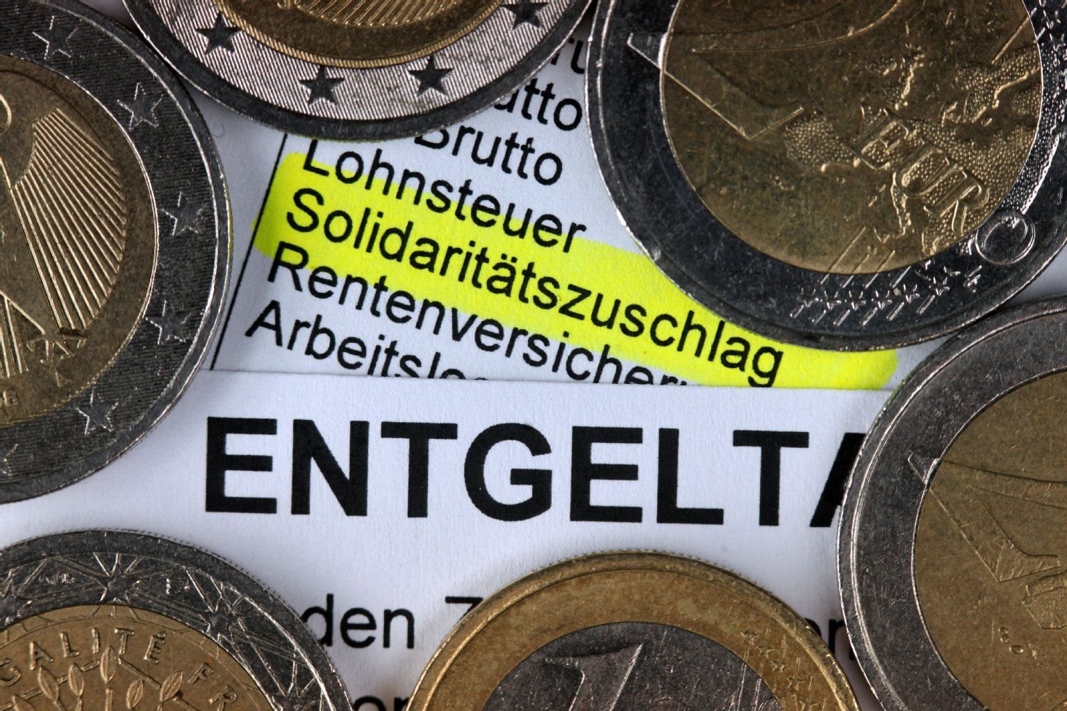 CDU und CSU wollen den Solidaritätszuschlag von 2020 an schrittweise abschmelzen.