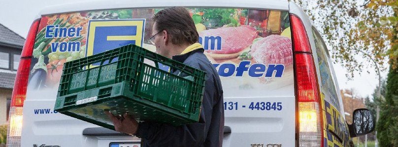 Bis vor die Haustür: Wer seine Lebensmittel im Netz bestellt, spart sich den Gang zum Supermarkt.