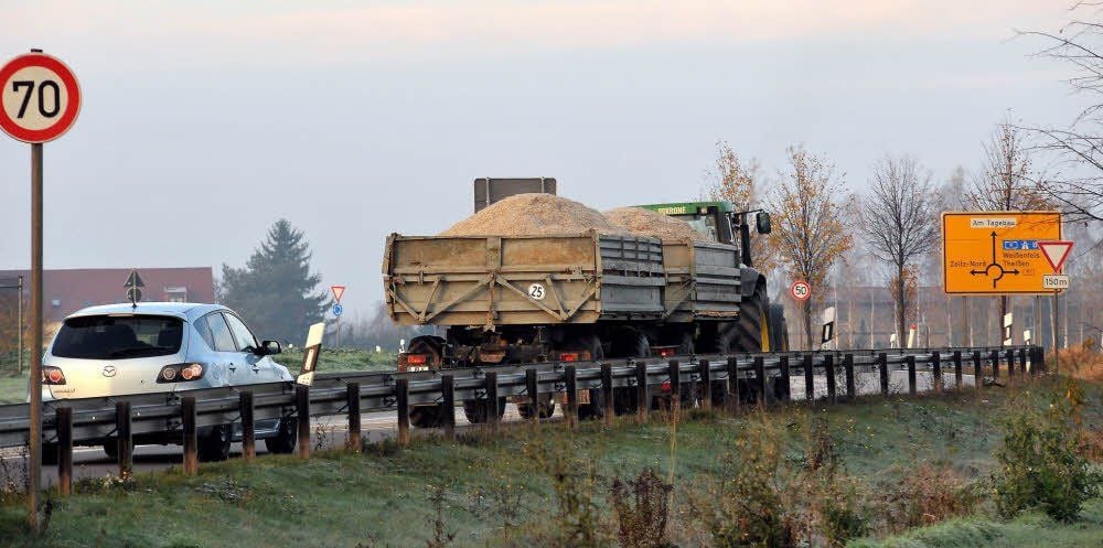 Rübentransport zur Zuckerfabrik