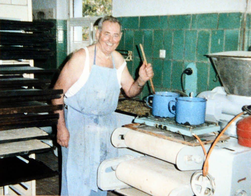 Vater Kurt Ehrhardt übernahm 1951 die Backstube in Rothenburg.