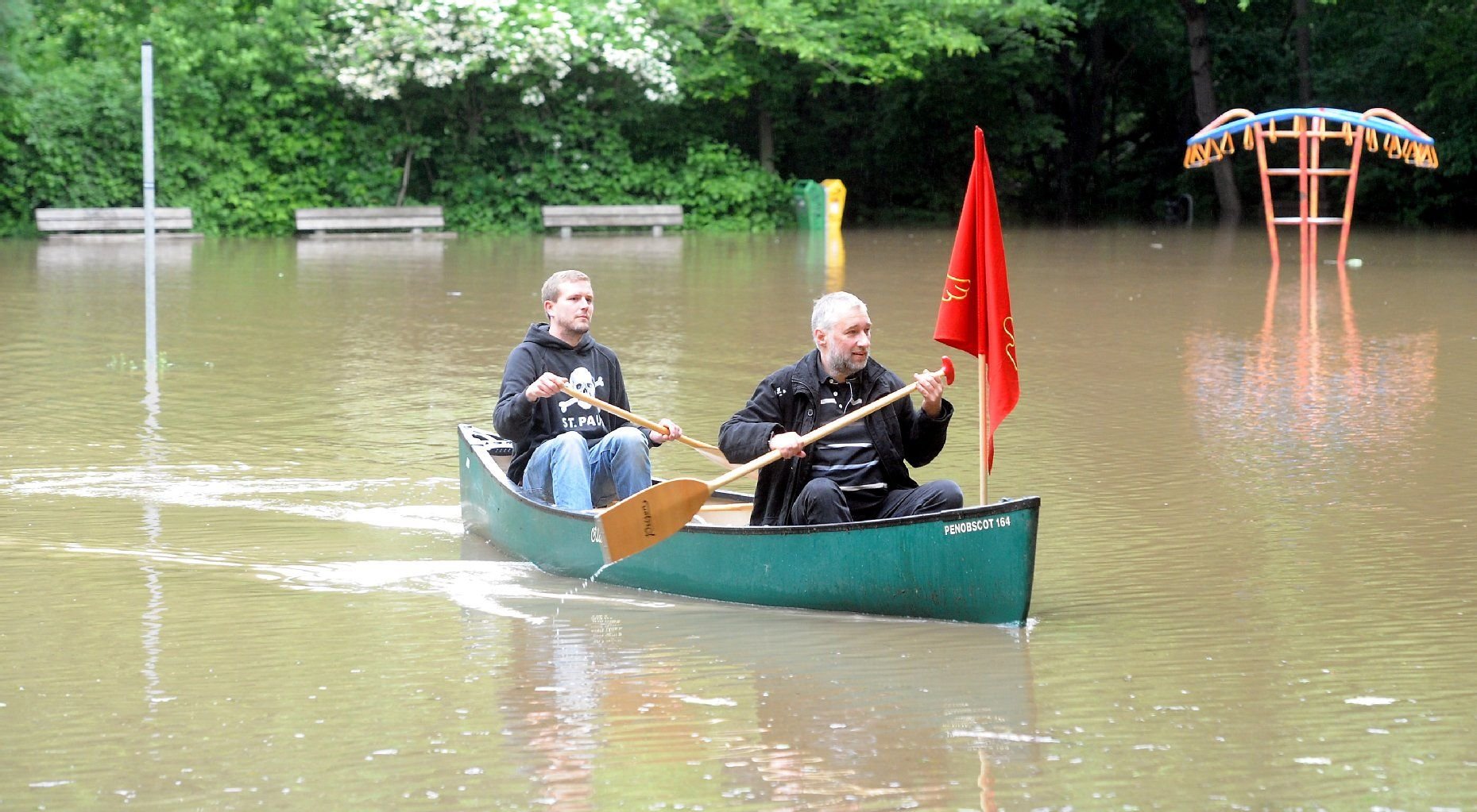 Hochwasser auf der Peißnitz in Halle
