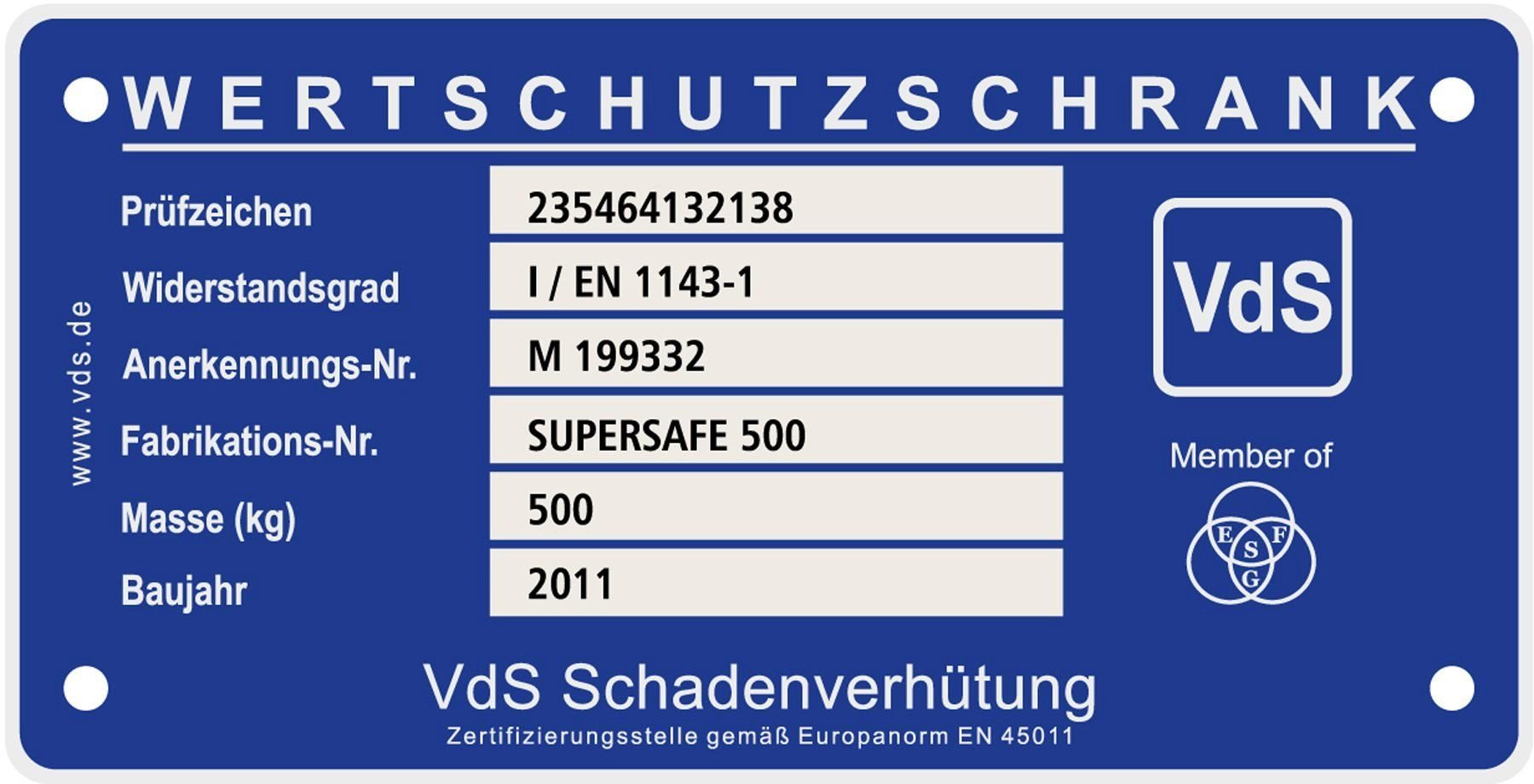 Angaben zum Gewicht und zur Zertifizierung geben zum Beispiel solche Plaketten der VdS-Schadenverhütung.