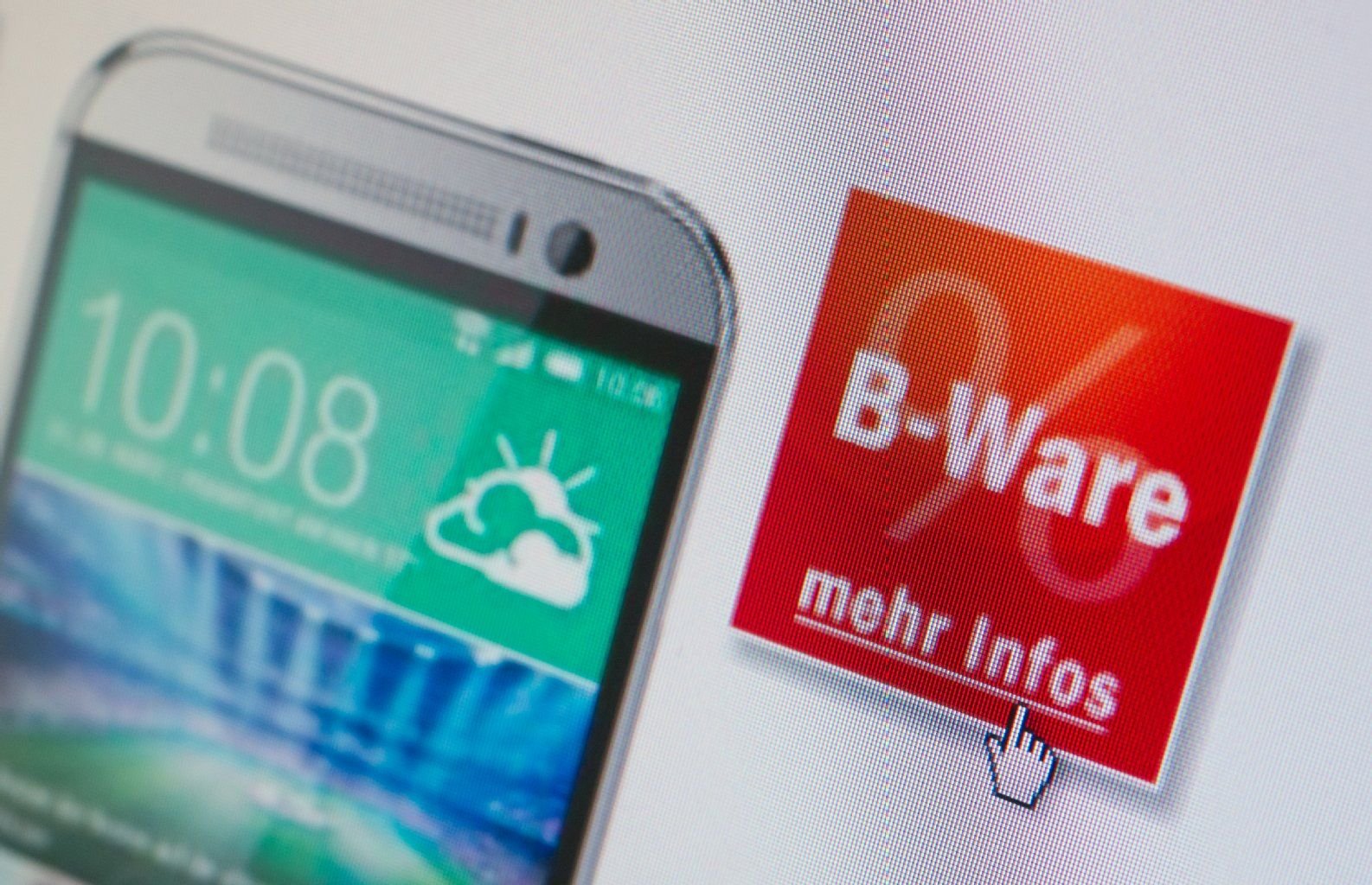 Teures Smartphone auf einmal zum Kampfpreis? Wer mit B-Ware sparen will, sollte sich vor dem Kauf gut informieren.