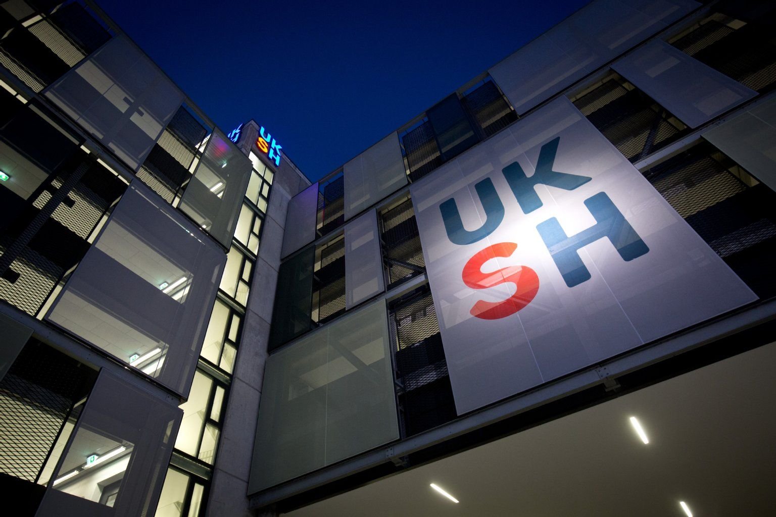 Das Universitätskrankenhaus Schleswig-Holstein in Kiel. Hier wurden im Januar 31 Patienten positiv auf den gefährlichen Erreger Acinetobacter baumannii getestet.