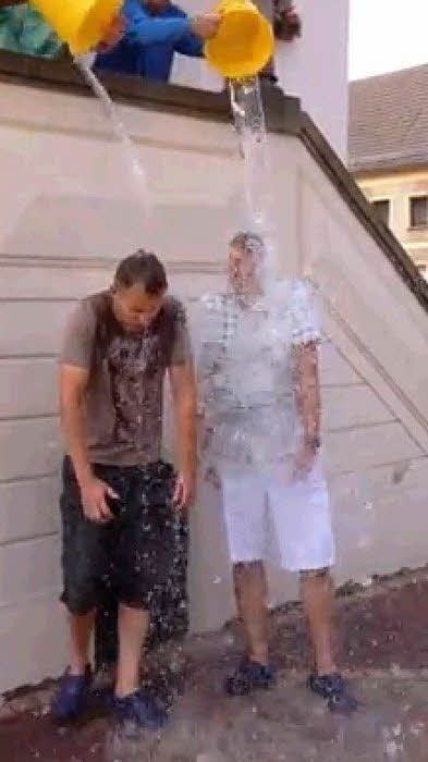 Zwei vereiste Akener: Stephan Krone und Matthias Schmidt (r.)