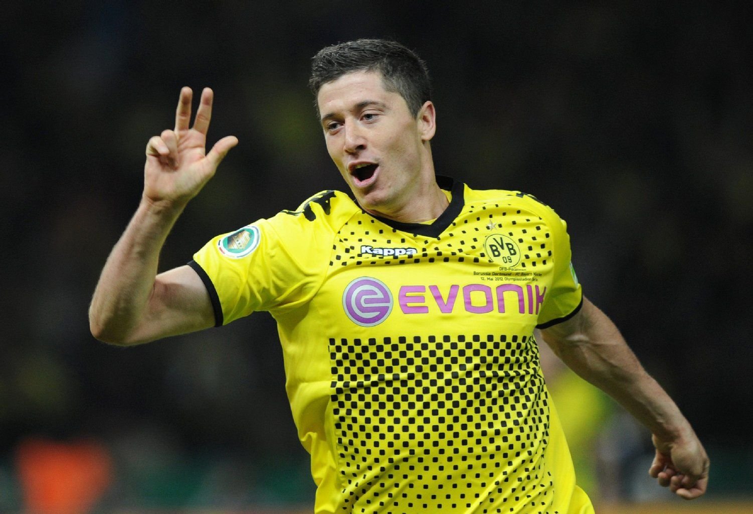 Wird gegen seinen künftigen Arbeitgeber zum letzten Mal im BVB-Dress auflaufen: Robert Lewandowski