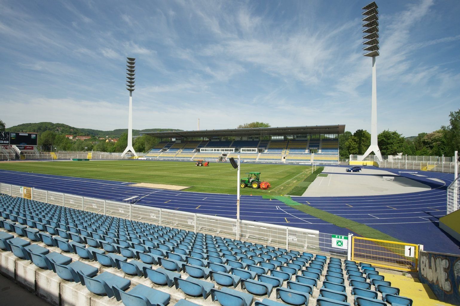 Blick in das Ernst-Abbe-Sportfeld in Jena.
