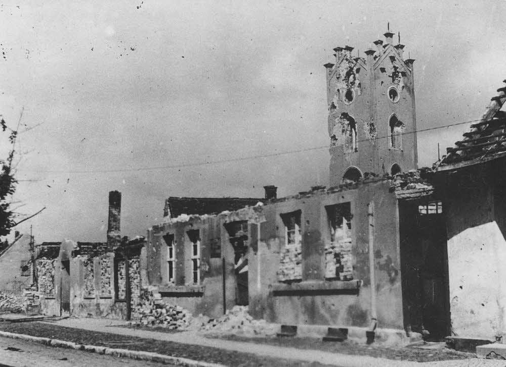 Die Brauhausstraße 38 in Raguhn im Jahr 1945