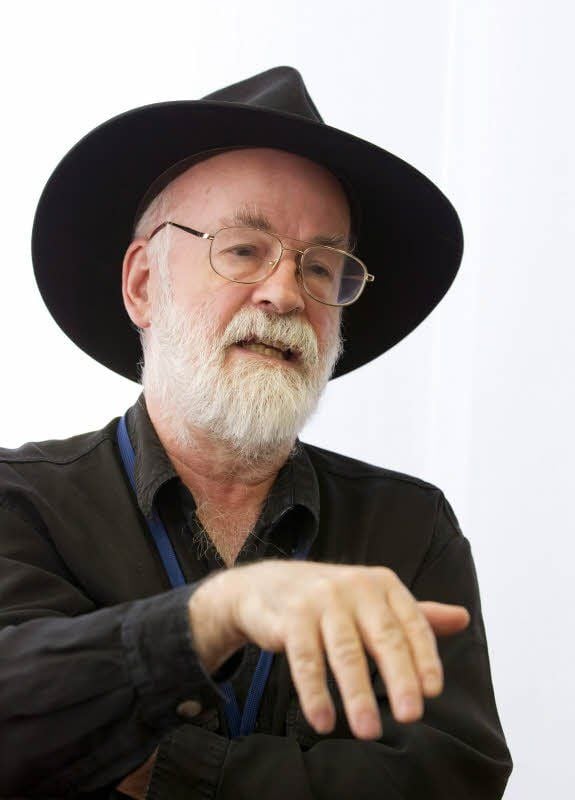 Terry Pratchett ist im Alter von 66 Jahren gestorben.