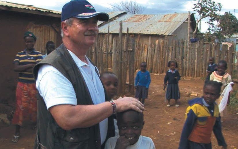 Peter Junge bei seinem Besuch 2009 in Kenia