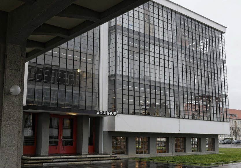 In der Stiftung Bauhaus wird der Wettbewerb für das Bauhaus-Museum vorbereitet.