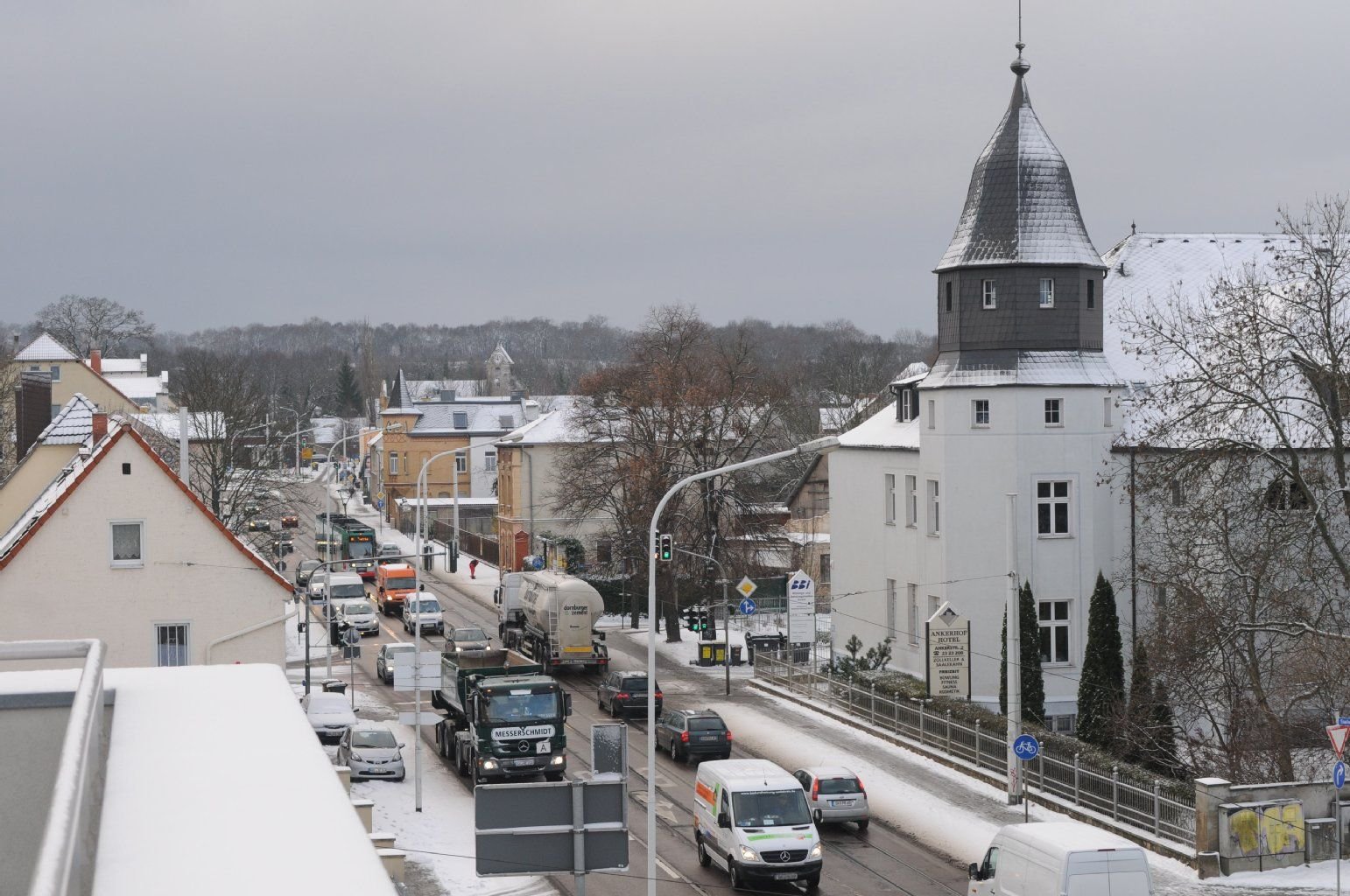 Trothaer Straße = Lebensader und Hauptverkehrsachse.