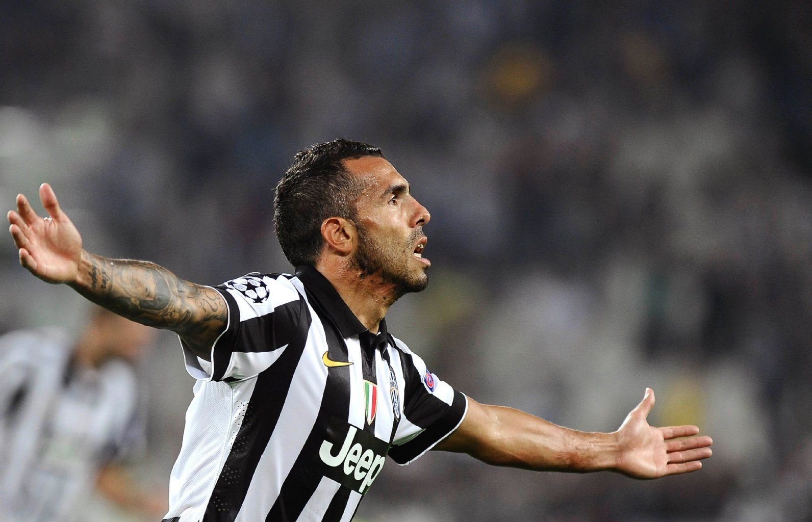 Carlos Tevez mit einem Doppelpack für Juventus Turin