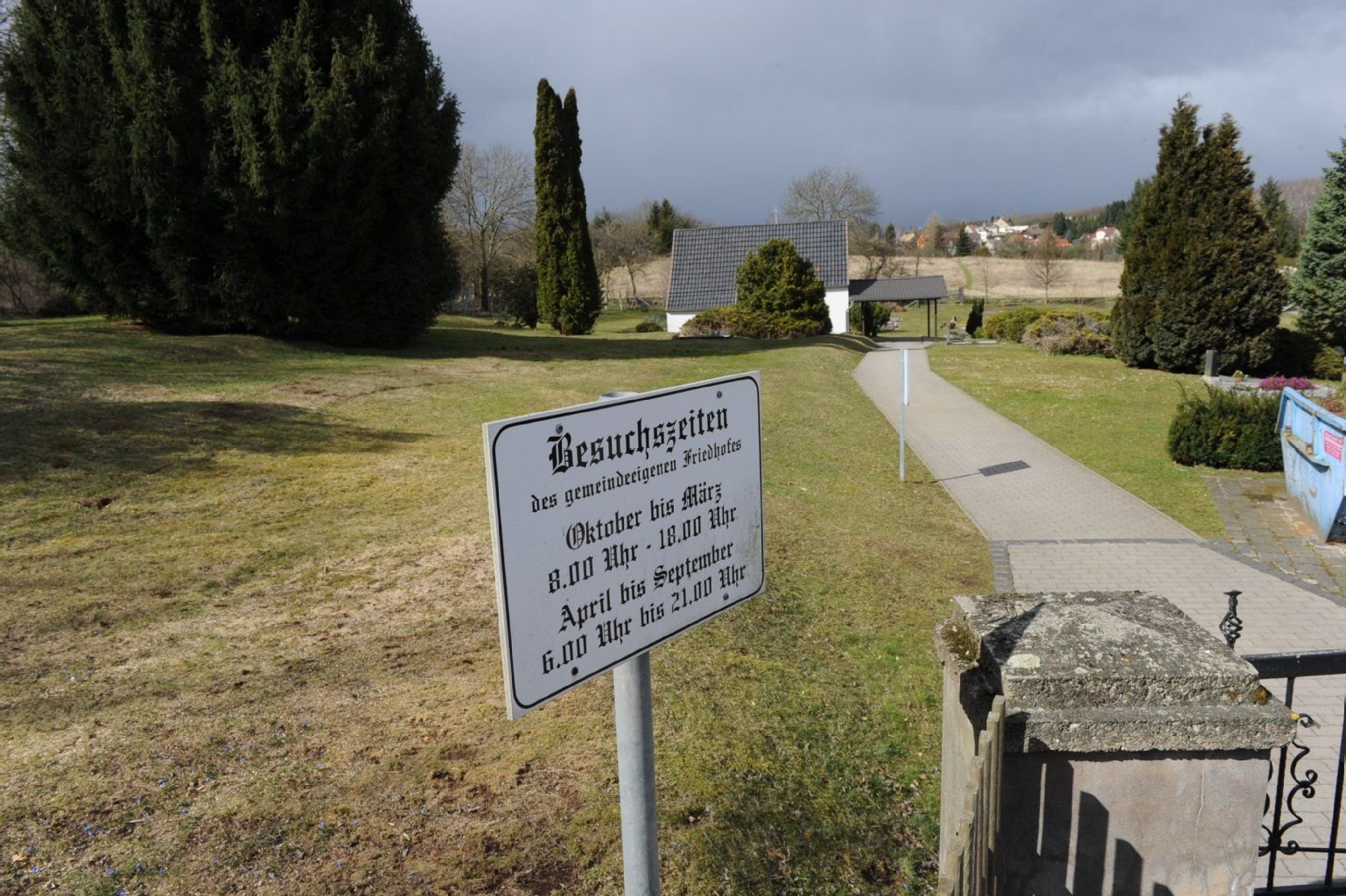 Der Friedhof in Hergisdorf.
