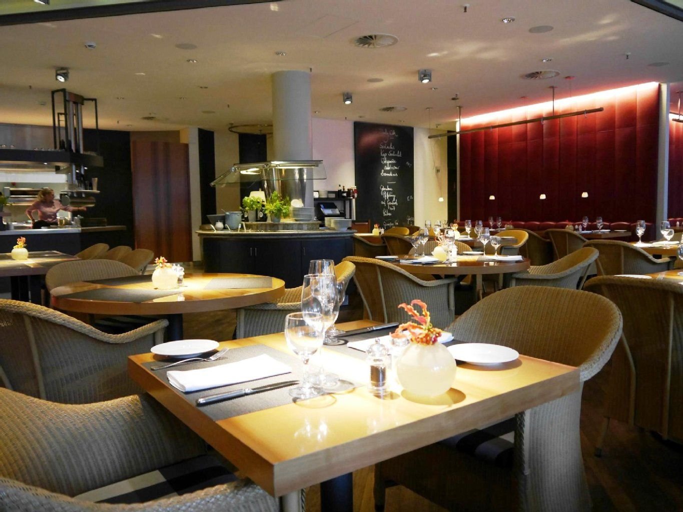 The Madison, Hamburg: Reichhaltiges Frühstücksbuffet