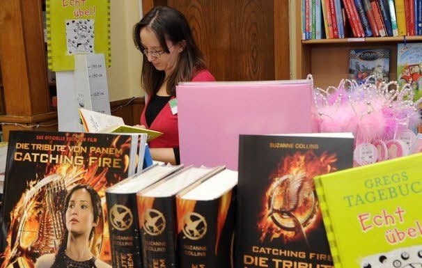 Eine große Auswahl an Büchern hat man im Thalia.