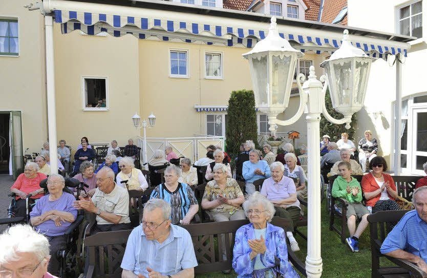 Die Senrioren hatten viel Spaß an der Modenschau.