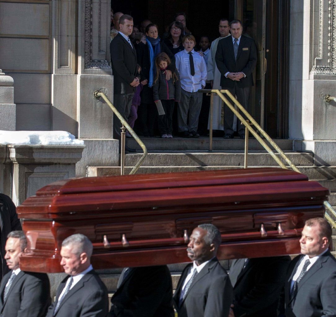 Viele Kollegen wollten Philip Symour Hoffman die letzte Ehre erweisen.