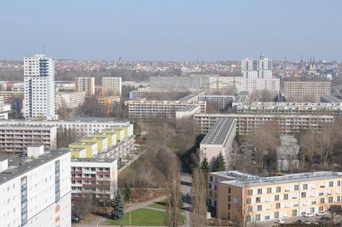 Blick über Halle-Neustadt
