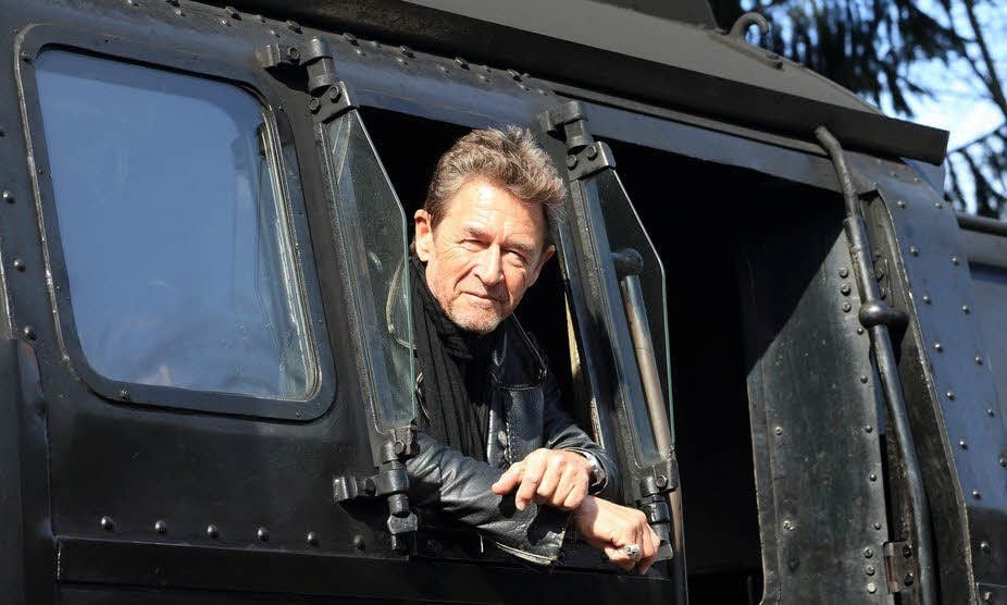 Hoch hinaus: Peter Maffay im März in der Brockenbahn