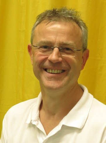 Steffen Schädlich ist Facharzt für Innere Medizin, Lungen- und Bronchialheilkunde sowie Schlafmedizin.