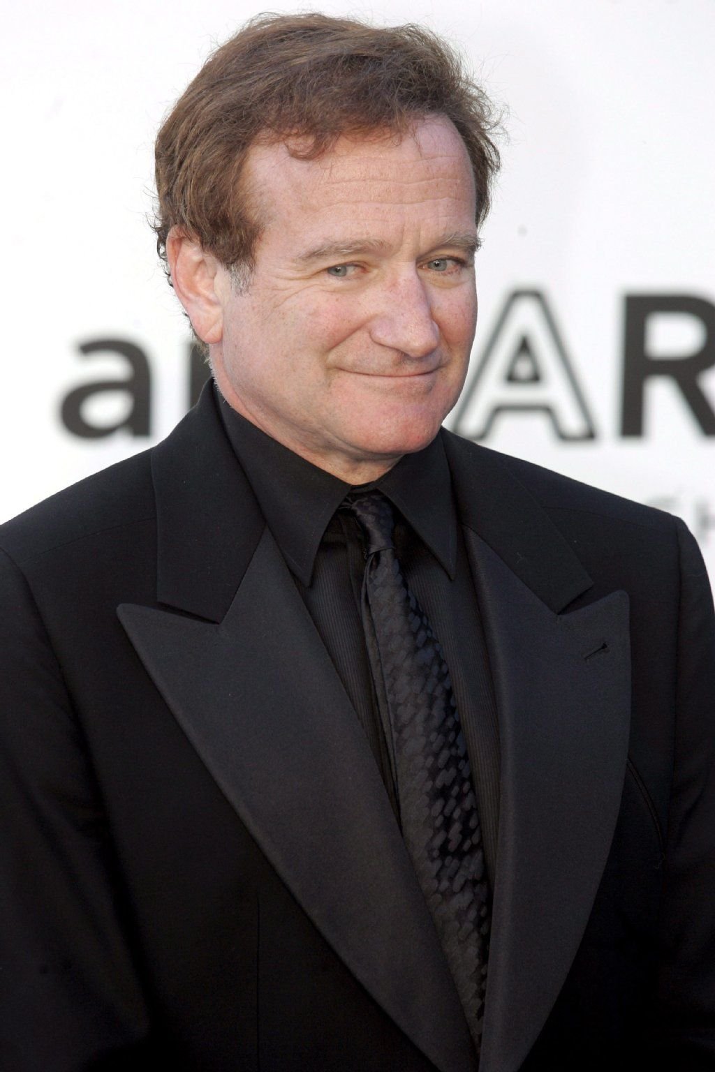 Der Schauspieler Robin Williams, der aus Filmen wie "Der Club der toten Dichter" oder "Mrs. Doubtfire" bekannt ist, stirbt am 11. August im Alter von 63 Jahren.