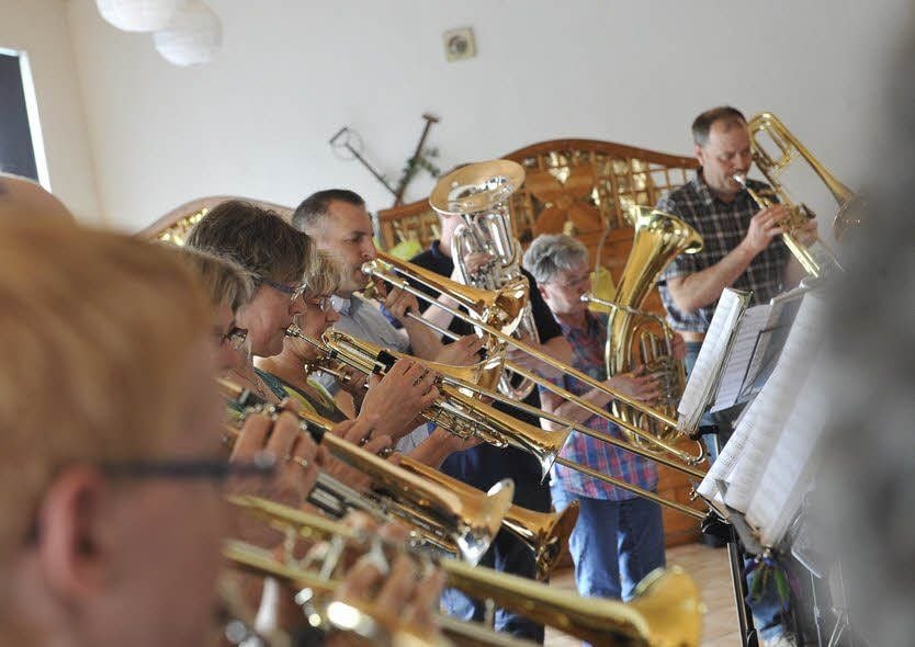 Das Ensemble „Köthener Blech“ begleitete die Feierstunde musikalisch.