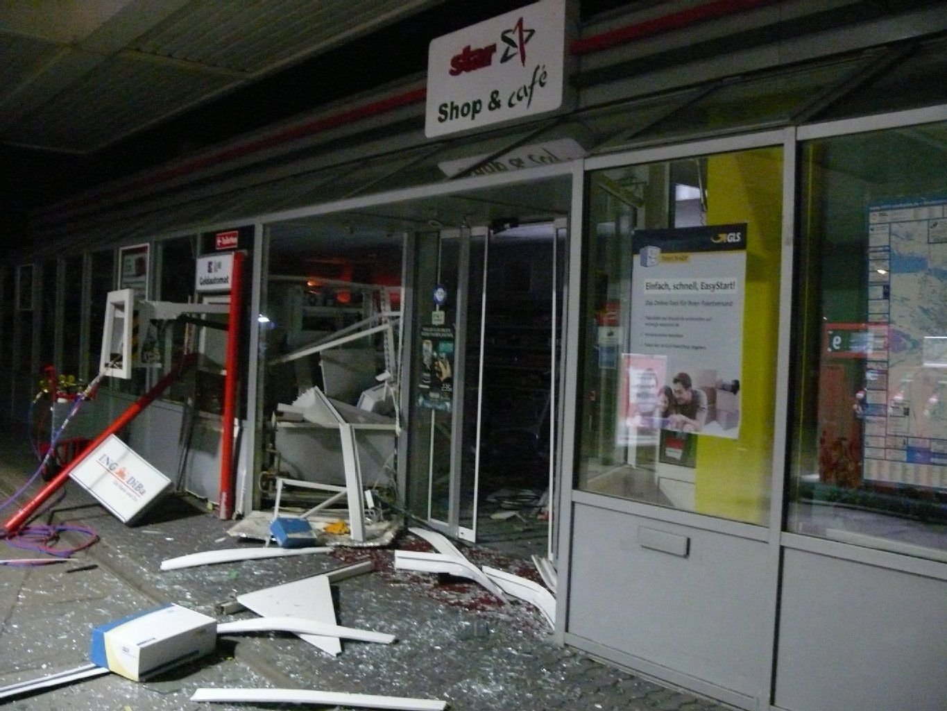 Gesprengter Geldautomat an Tankstelle in Quedlinburg