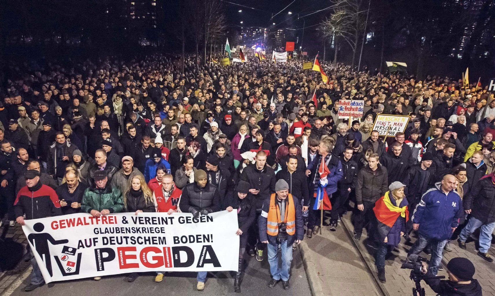 "Pegida"-Demonstranten in Dresden: "Die Politik soll es richten."