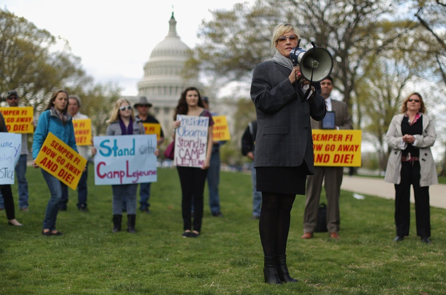 Erin Brockovitch beim Protest gegen Umweltverschmutzung in Washington.