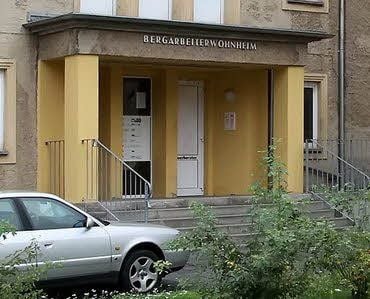 Der Eingang zur Asyl-Unterkunft in der Westsiedlung.
