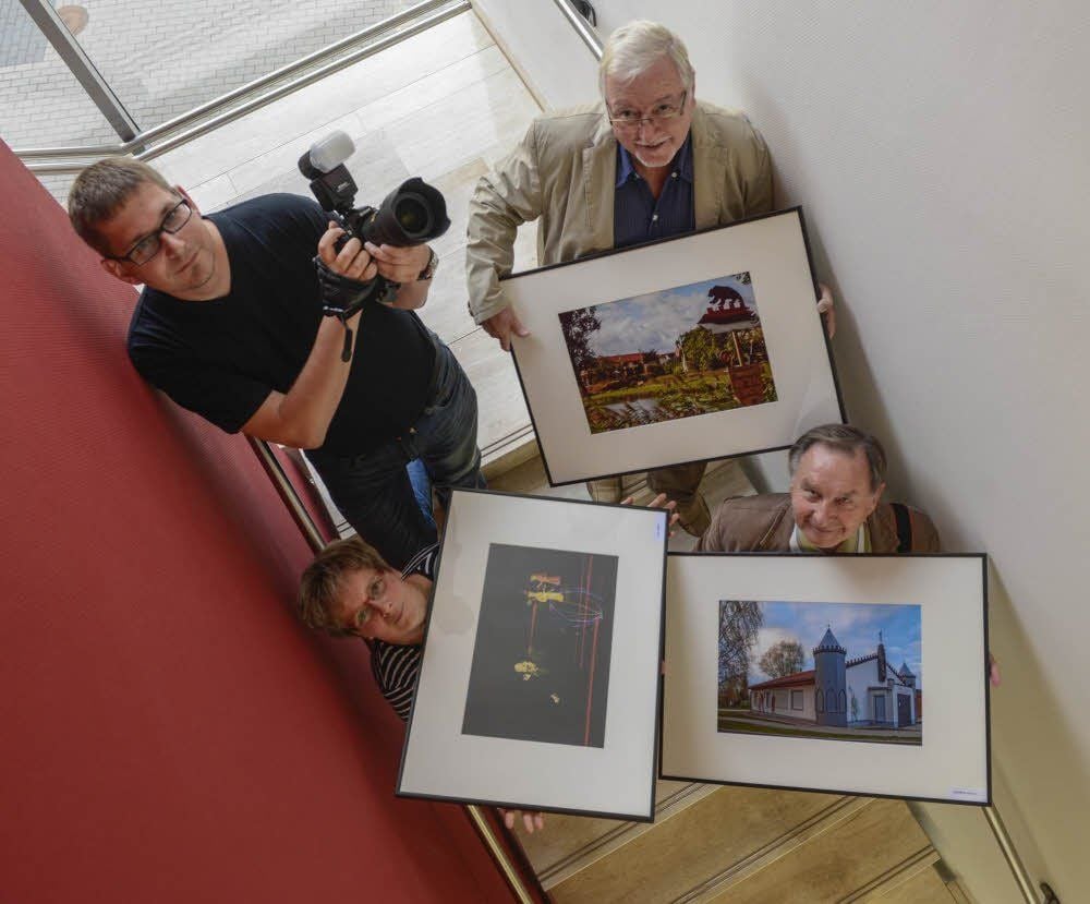 Rainer Warpakowski, Günther Müller, Anke Viehl und René Schmidt (von oben rechts im Uhrzeigersinn) haben sich in Reppichau mit der Kamera auf die Spuren Eike von Repgows begeben.