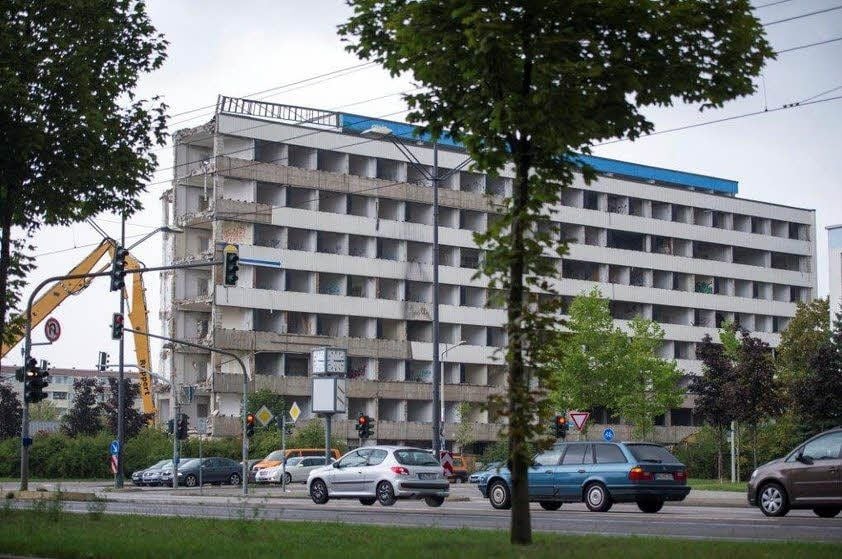 Der Abriss des DVZ läuft.