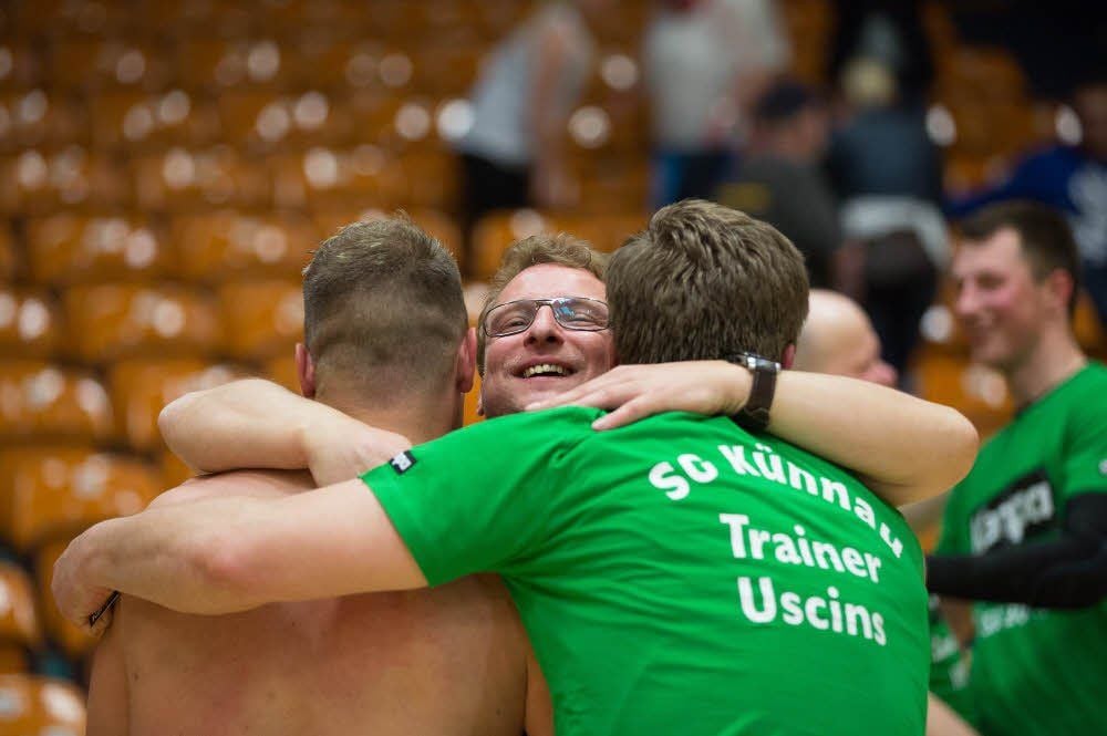 Sportdirektor Marko Wallschläger und Trainer Armands Uscins feierten den größten Erfolg der Vereinsgeschichte.