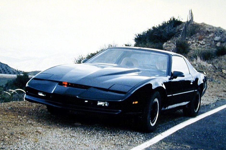 Das Auto, das beim Auktionshaus Julien's in Beverly Hills unter den Hammer kommt, ist ein Nachbau und keines der (hier abgebildeten) Original-Fahrzeuge vom Set der Serie.