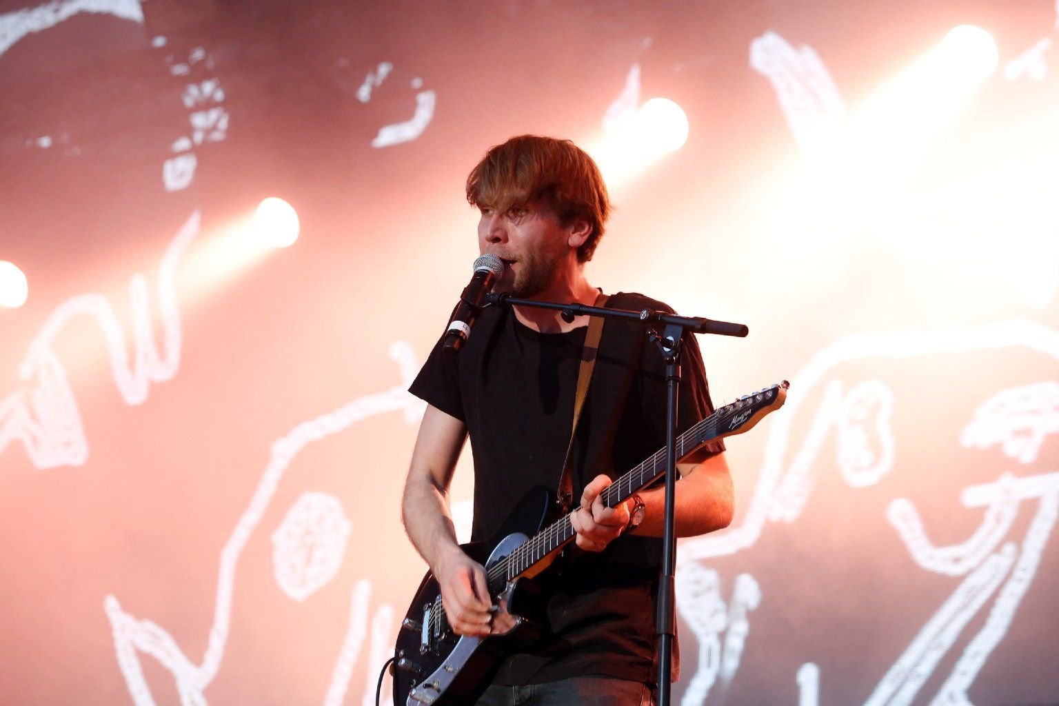 Frittenbude spielt beim Sputnik Spring Break 2014 auf der Mainstage