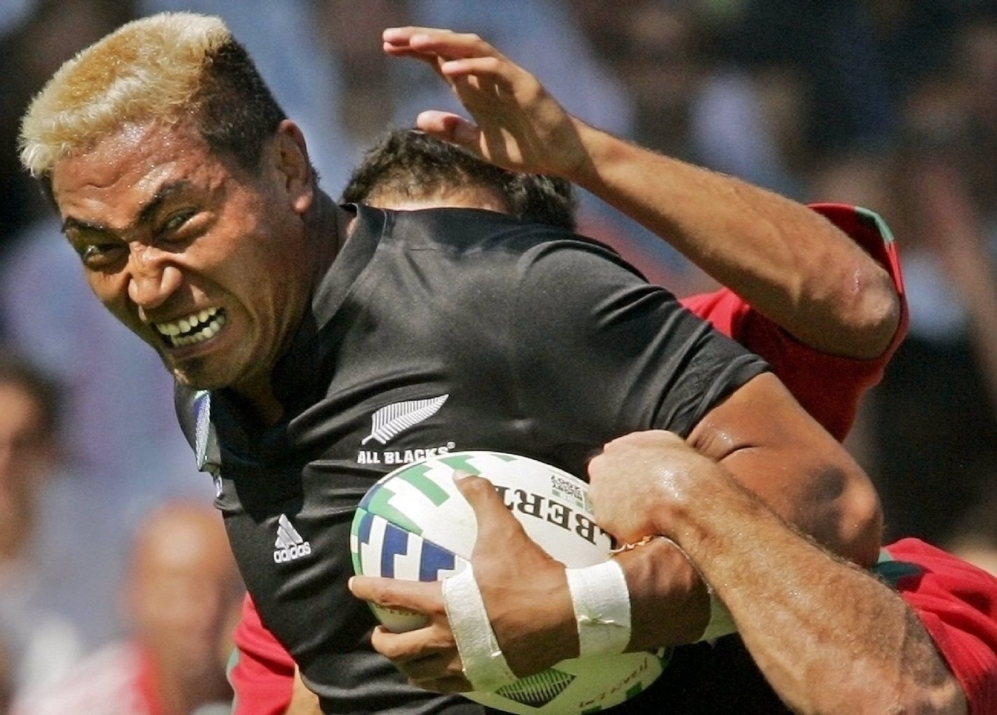 Neuseelands Rugby-Held Jerry Collins ist bei einem Autounfalls ums Leben gekommen.